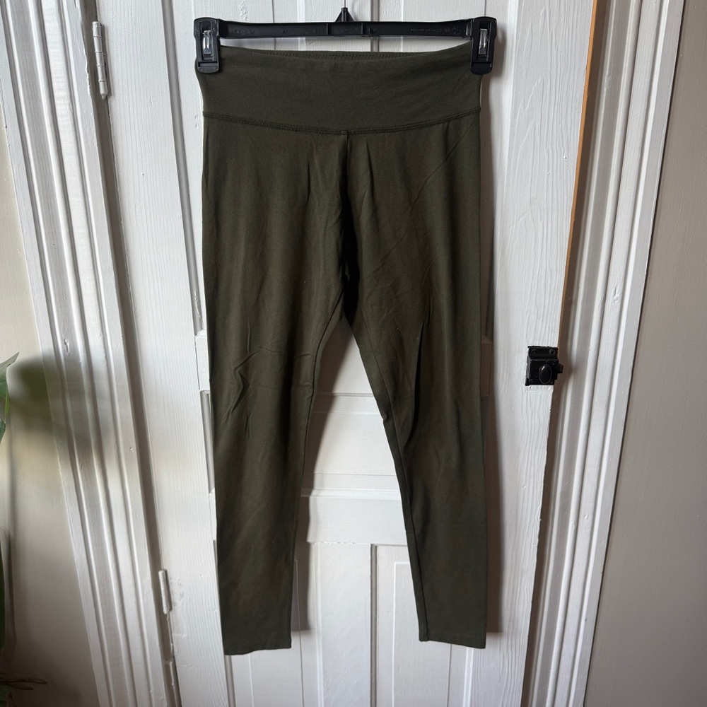 💓⚡️$10 DEALS 
Offline by Aerie Olive Green Leggings